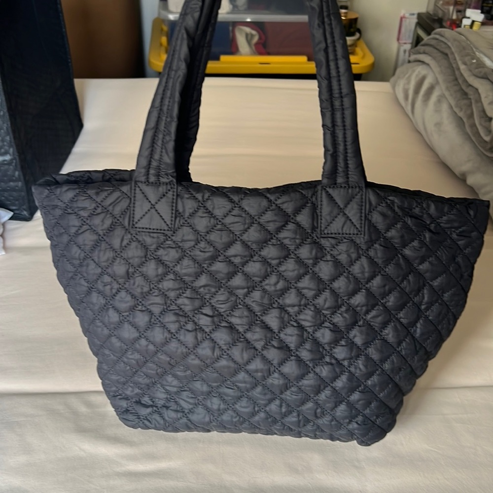 URBAN EXPRESSION // Quilted Tote Bag
